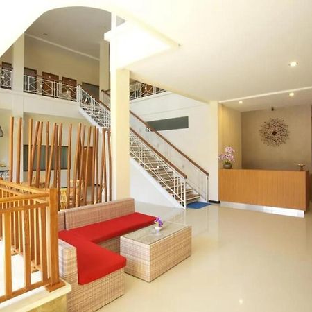 Kuta Suci Guesthouse Εξωτερικό φωτογραφία