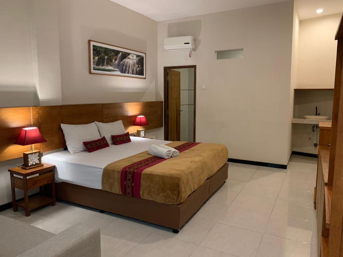Kuta Suci Guesthouse Εξωτερικό φωτογραφία