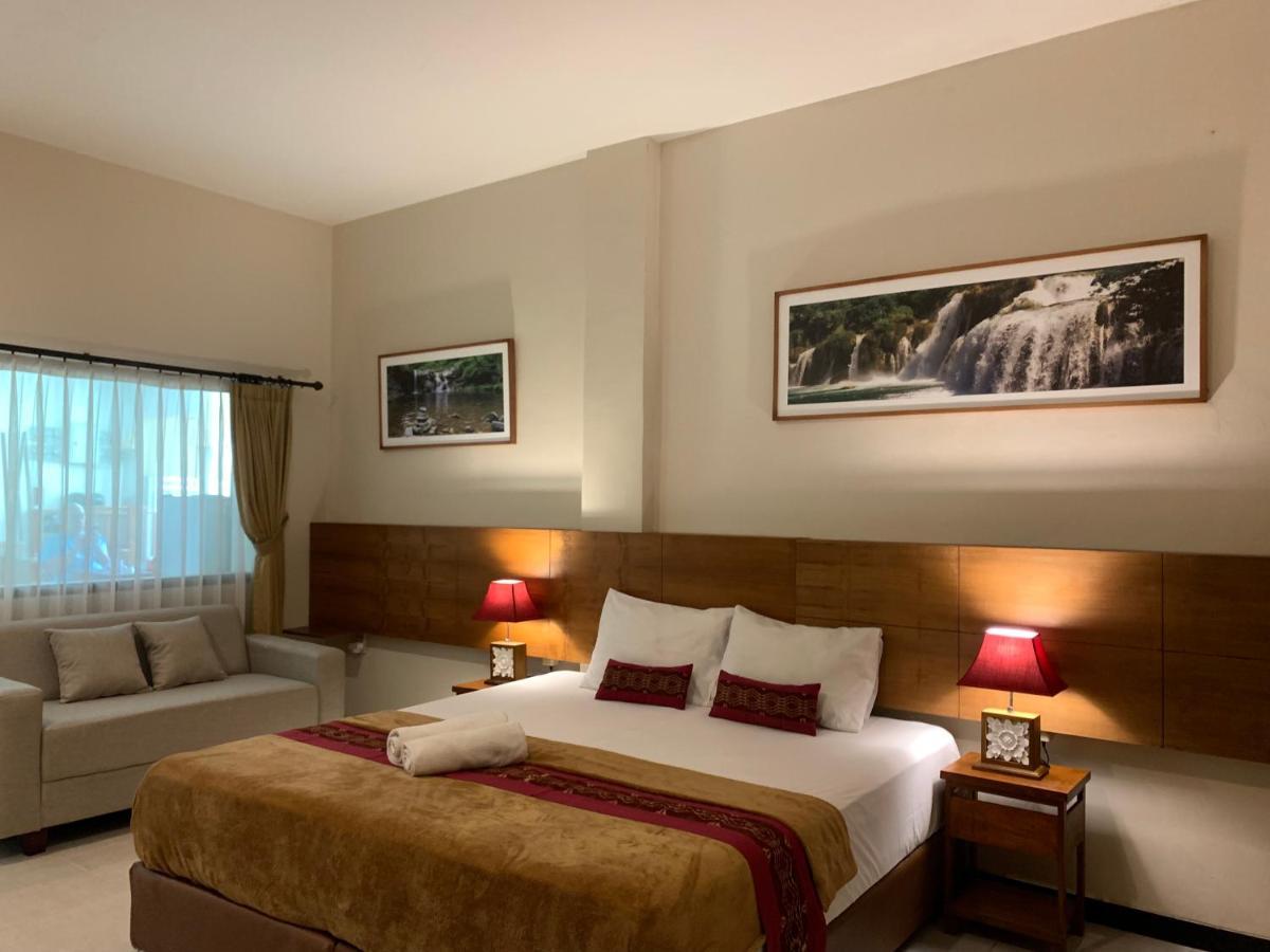 Kuta Suci Guesthouse Εξωτερικό φωτογραφία