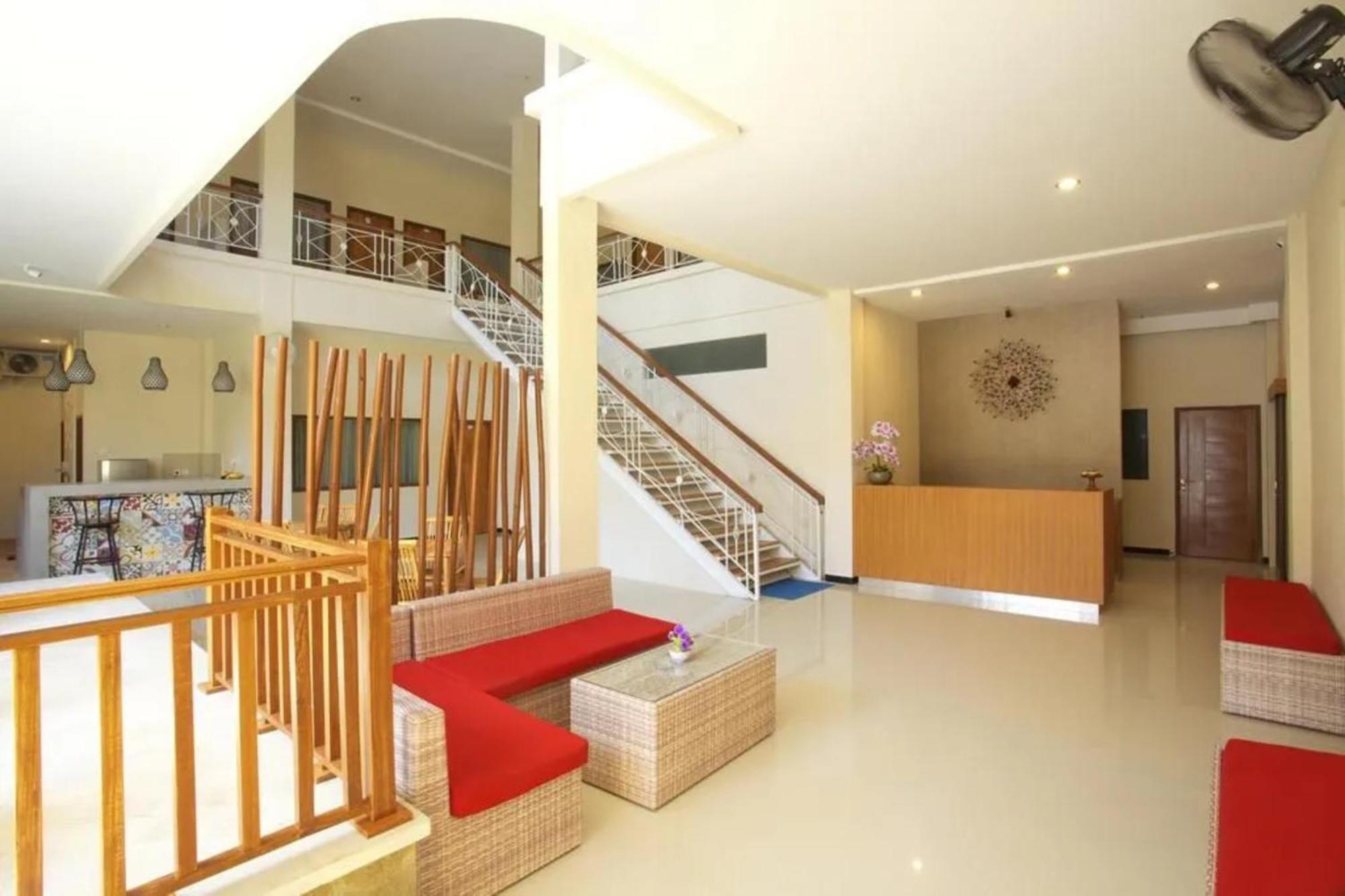 Kuta Suci Guesthouse Εξωτερικό φωτογραφία