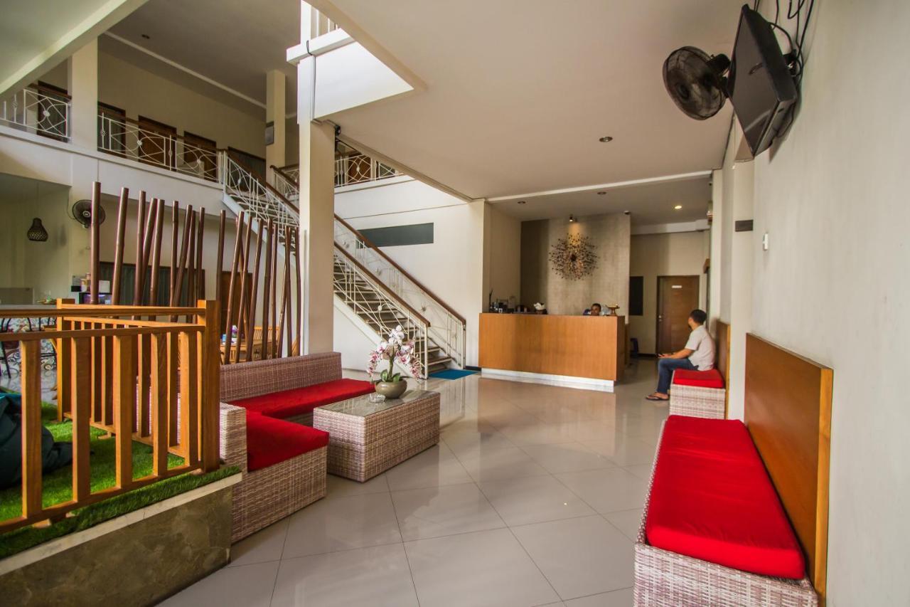 Kuta Suci Guesthouse Εξωτερικό φωτογραφία